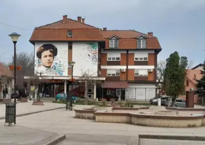 Gallery image of Tiski Cvet in Titel