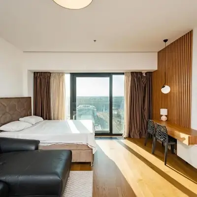 West 21 Tower