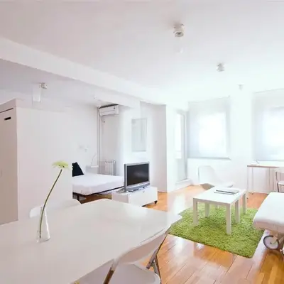 Miu Arena Apartment
