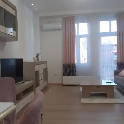 Beograd /Slavija - fontana 70 m2