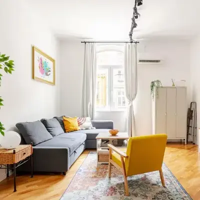 Artika - Chic & Sunlit Stay in Downtown Belgrade