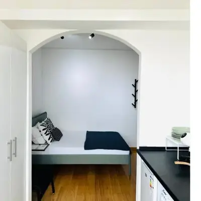 Central Studio 317