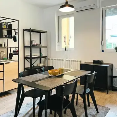Terrace Charm 25