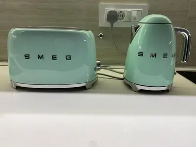 two toasters sitting next to each other on a counter at Voyager 360, FREE PRIVATE PARKING in Belgrade