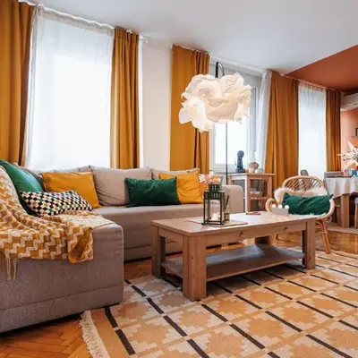 Sunny Apartments with Terrace & River View Old Town