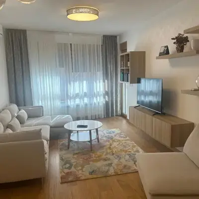 Luxurious 2 bed apt