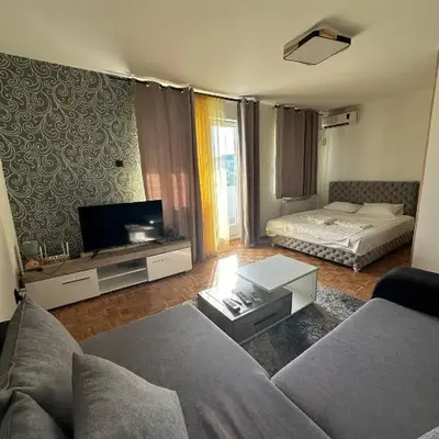 Apartment 601