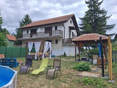 Gallery image of Avalski put in Grkova