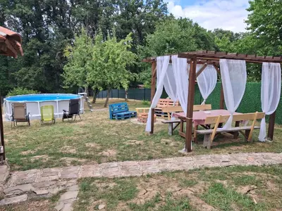 Gallery image of Avalski put in Grkova