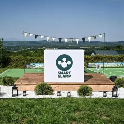 Smart glamp