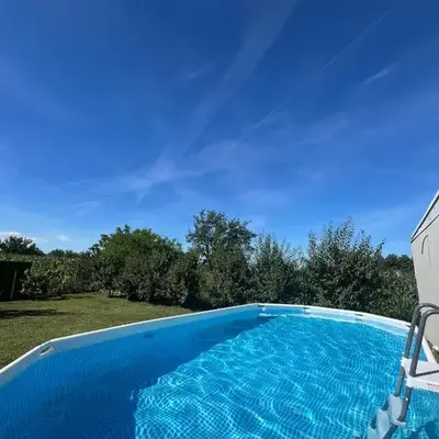 Kuca sa bazenom Oazis