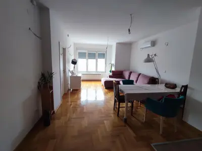 Gallery image of Room in a nice sunny apartment in Vračar (historical)