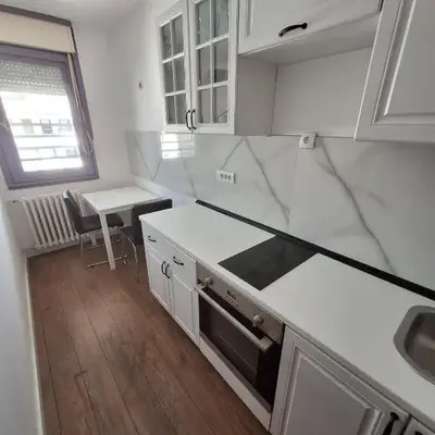 APARTMAN Ada