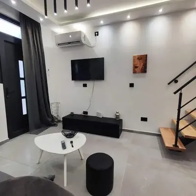 Zeus Apartment