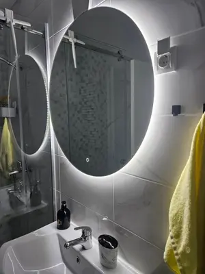 a bathroom with a sink and a mirror at Miss LUX in Mladenovac