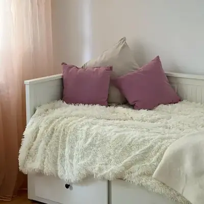 Cozy Work-Friendly flat with Backyard near forest