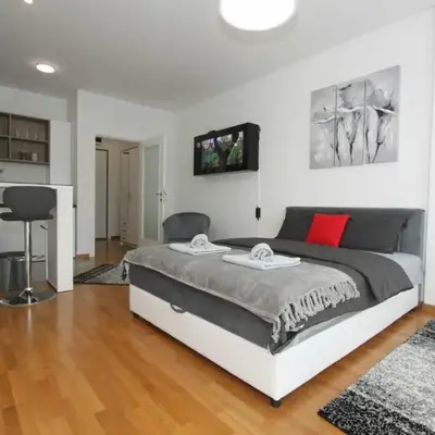 Apartment Moonstone 3