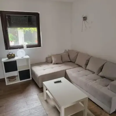 IN Zemun Gardos Apartment