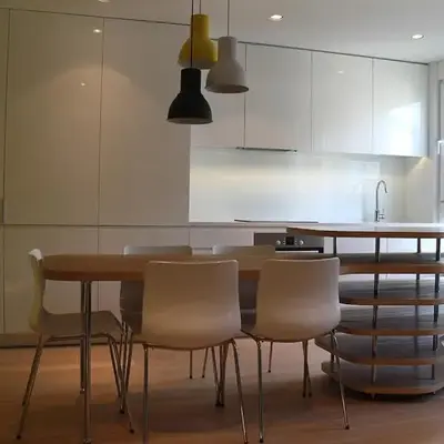 Ideally located designer flat