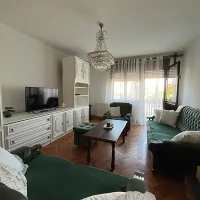Loza House