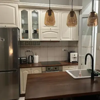 Apartment 48