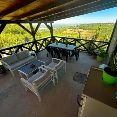 Pokito House on the Hill