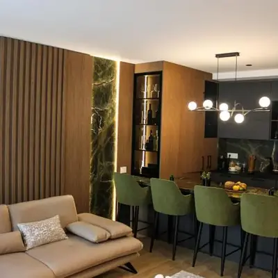 Luxurious 2BR Designer Apartment Near River & Park