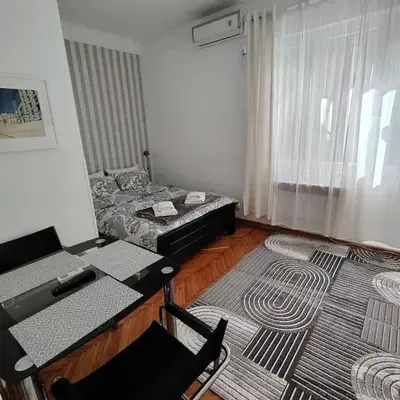 Apartment 20