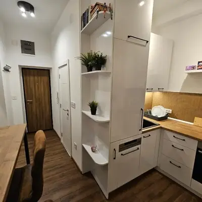 Studio 1920