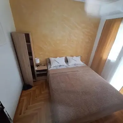 Rooms1