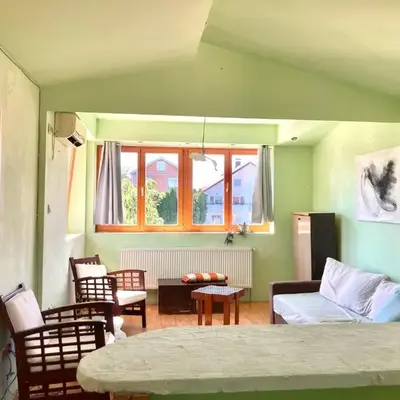 Artists Apartment