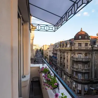Bright City Center Apartment with Balcony