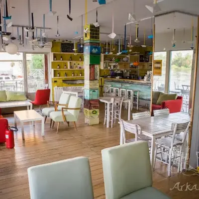 ArkaBarka Floating Hostel