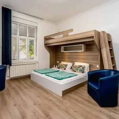Ikar Apartments
