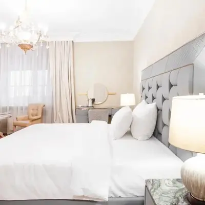 Eclat Luxury Hotel