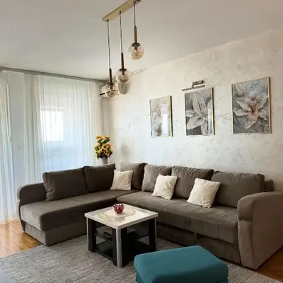 MANHATTAN APARTMAN Belvil