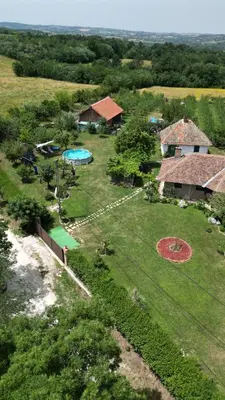 an aerial view of a house with a yard at Gajica konak-Orasac in Arandjelovac