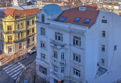 an overhead view of a white building with a red roof at Kalemegdan Central Apartment in Belgrade