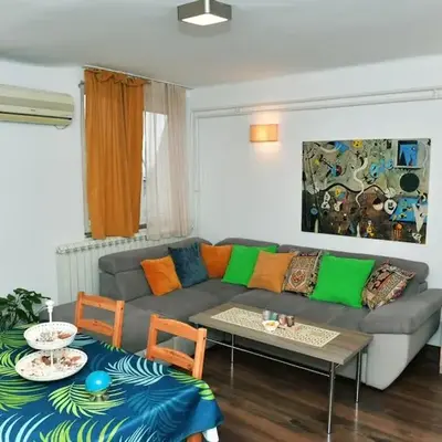 Charming and stylish centrally located 50m2