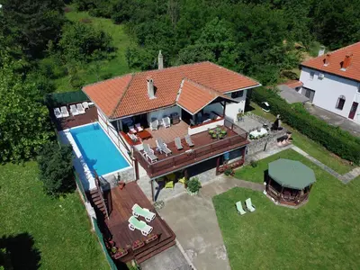 Gallery image of La Hacienda Apartments Belgrade in Draževac