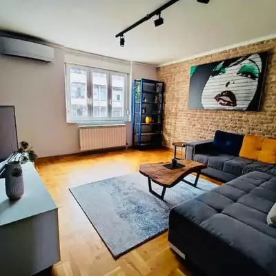 Vracar hideaway with private garage